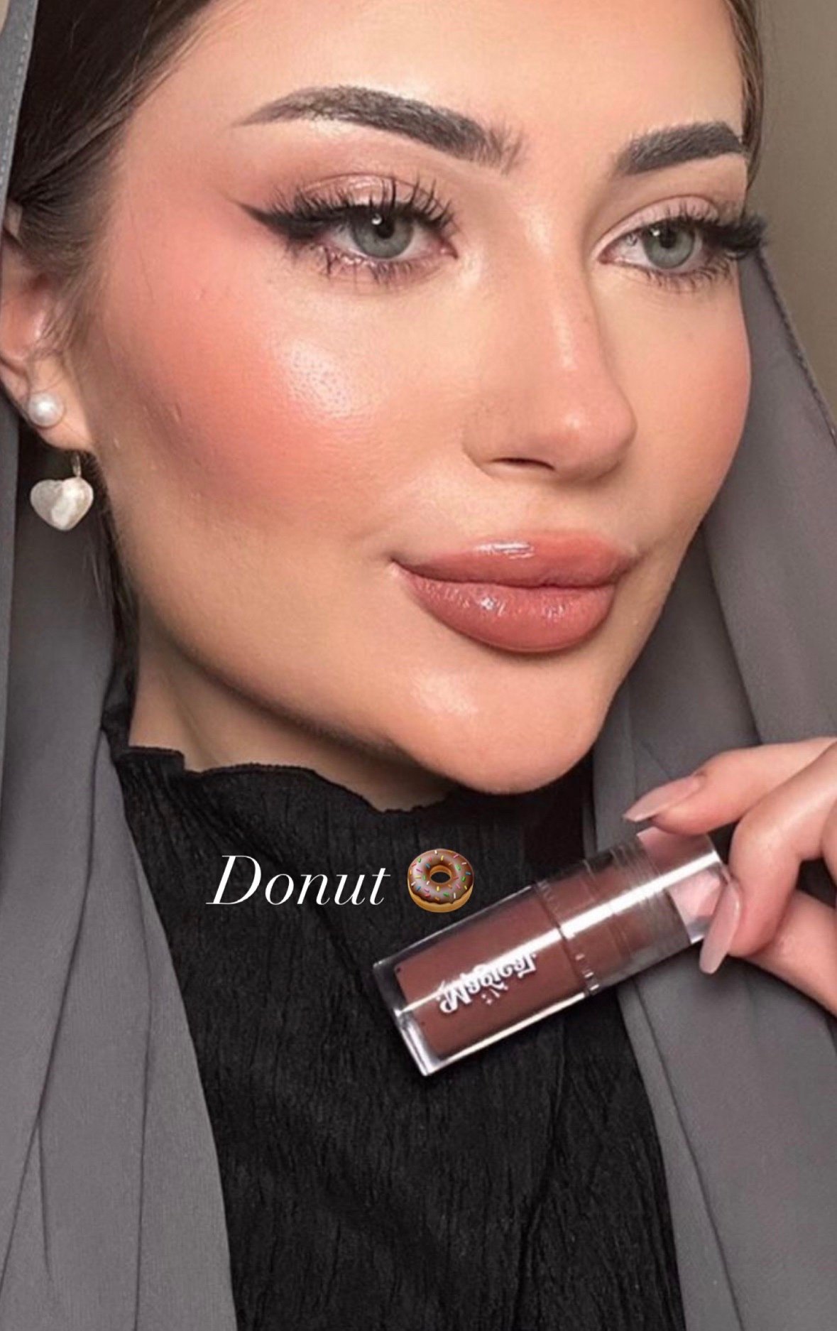 Glossy lips 👄 - الصورة 5